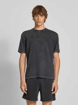 T-shirt z naszywką z logo Champion