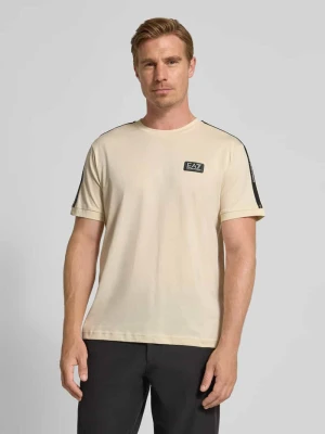 T-shirt z naszywką z logo EA7 Emporio Armani