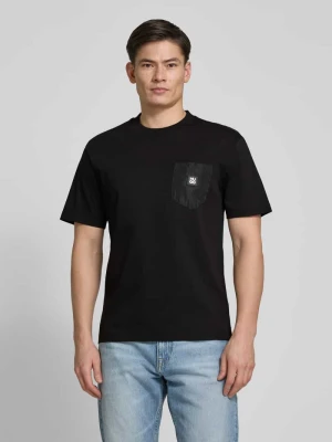 T-shirt z naszywką z logo HUGO