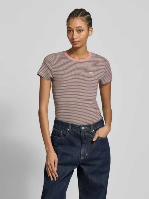 T-shirt z naszywką z logo Levi's®