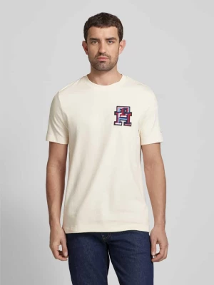 T-shirt z naszywką z logo Tommy Hilfiger
