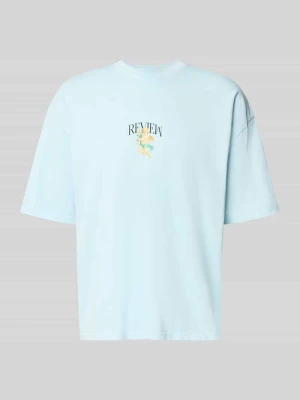 t-shirt z obniżoną linią ramion REVIEW