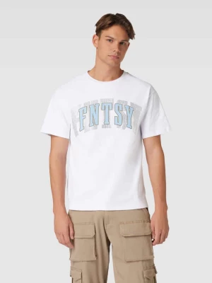 T-shirt z obniżonymi ramionami FNTSY