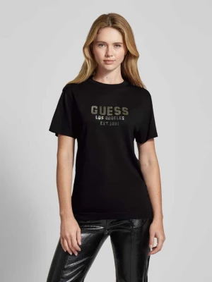 T-shirt z obszyciem kamieniami stras model ‘PYRAMIDE STUDS’ Guess