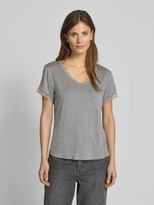 T-shirt z obszyciem koronką model ‘Jordan’ CCDK Copenhagen