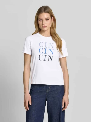 t-shirt z obszyciem ozdobnymi kamieniami i okrągłym dekoltem comma