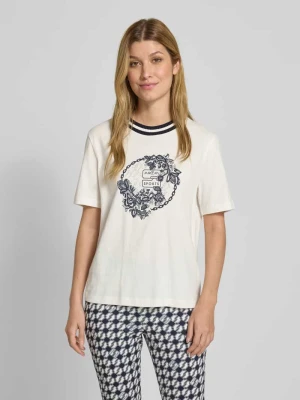 T-shirt z obszyciem ozdobnymi kamieniami i okrągłym dekoltem Marc Cain