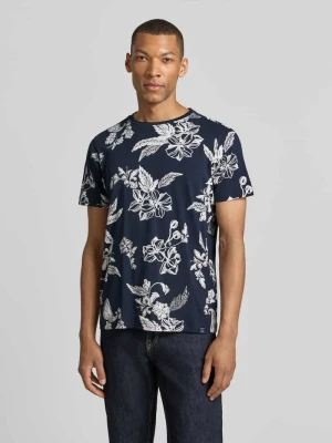 t-shirt z okrągłym dekoltem i detalem z logo Lerros