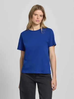 T-shirt z okrągłym dekoltem i detalem z logo Marc O'Polo DENIM