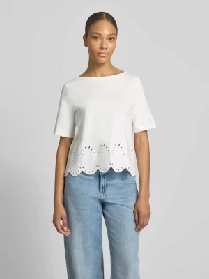 T-shirt z okrągłym dekoltem i haftowaną ażurką MORE & MORE