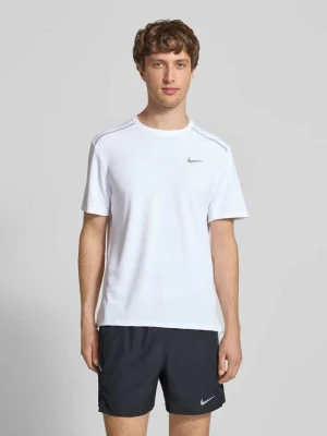 T-shirt z okrągłym dekoltem i logo Nike Training