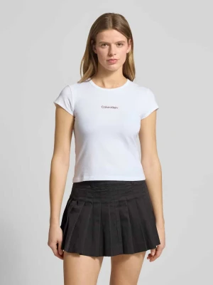 T-shirt z okrągłym dekoltem i nadrukiem z logo marki Calvin Klein Jeans