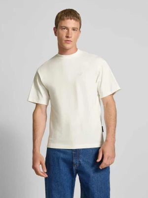 T-shirt z okrągłym dekoltem PROHIBITED