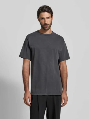 T-shirt z prążkowanym okrągłym dekoltem American vintage