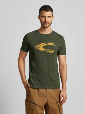 T-shirt z prążkowanym okrągłym dekoltem camel active