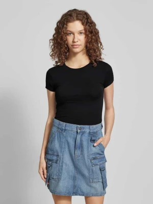 T-shirt z prążkowanym okrągłym dekoltem Gina Tricot