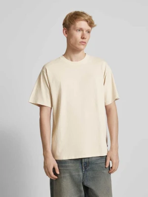 T-shirt z prążkowanym, okrągłym dekoltem Levi's®