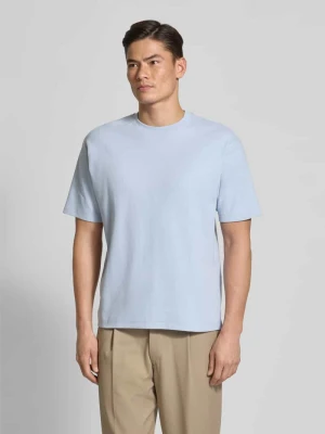 T-shirt z prążkowanym okrągłym dekoltem MCNEAL