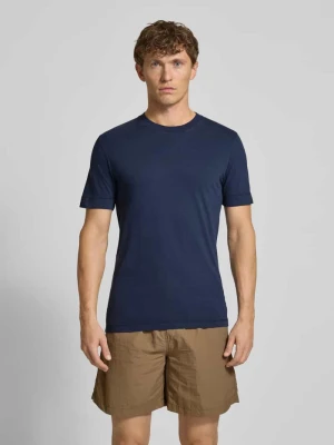 Zdjęcie produktu T-shirt z prążkowanym, okrągłym dekoltem model ‘RAPHAEL’ drykorn