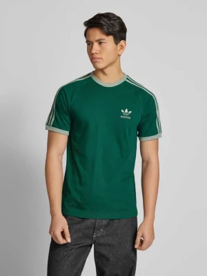 T-shirt z prążkowanymi wykończeniami adidas Originals