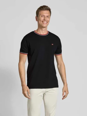T-shirt z prążkowanymi wykończeniami Christian Berg Men