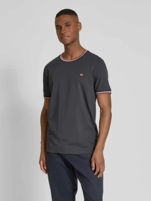 T-shirt z prążkowanymi wykończeniami Christian Berg Men
