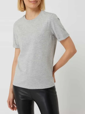 T-shirt z przeszytymi brzegami rękawów Pieces