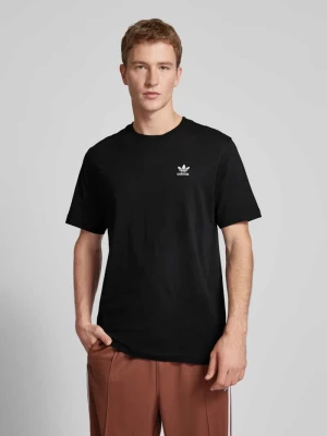 T-shirt z wyhaftowanym logo adidas Originals