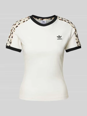 T-shirt z wyhaftowanym logo adidas Originals