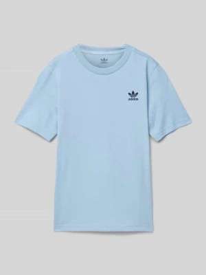 T-shirt z wyhaftowanym logo adidas Originals