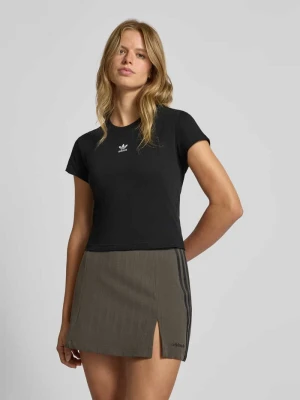 T-shirt z wyhaftowanym logo adidas Originals