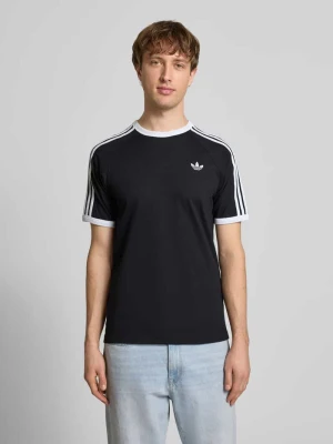 Zdjęcie produktu T-shirt z wyhaftowanym logo adidas Originals Czarny