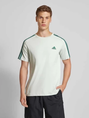 T-shirt z wyhaftowanym logo ADIDAS SPORTSWEAR