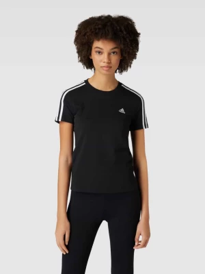 T-shirt z wyhaftowanym logo ADIDAS SPORTSWEAR