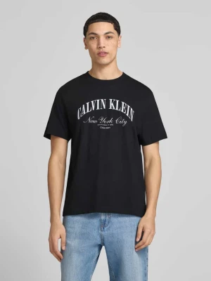 t-shirt z wyhaftowanym logo Calvin Klein Jeans