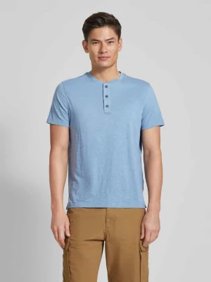T-shirt z wyhaftowanym logo camel active