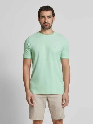 T-shirt z wyhaftowanym logo FYNCH-HATTON