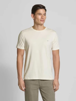 T-shirt z wyhaftowanym logo FYNCH-HATTON