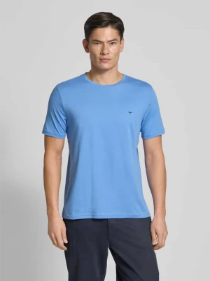 T-shirt z wyhaftowanym logo FYNCH-HATTON