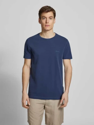 T-shirt z wyhaftowanym logo Gant
