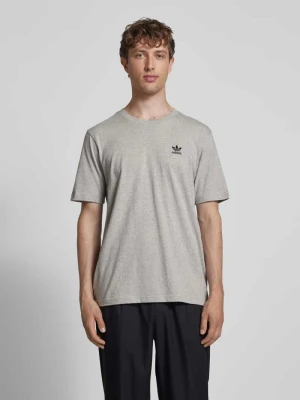 T-shirt z wyhaftowanym logo i okrągłym dekoltem adidas Originals