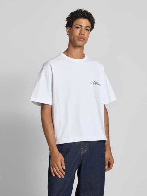 T-shirt z wyhaftowanym logo jack & jones