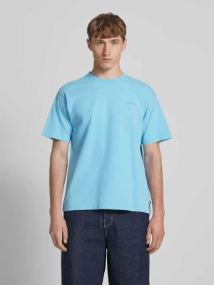 T-shirt z wyhaftowanym logo Levi's®