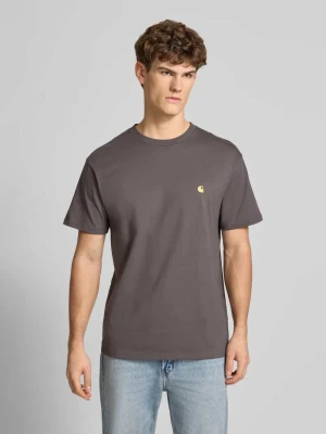T-shirt z wyhaftowanym logo model „CHASE” Carhartt Work In Progress