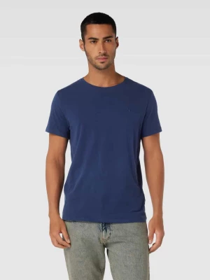 T-shirt z wyhaftowanym logo model ‘Dinton’ Blend