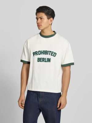 t-shirt z wyhaftowanym logo model 'Rush' PROHIBITED