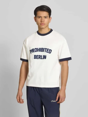 t-shirt z wyhaftowanym logo model 'Rush' PROHIBITED