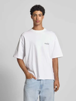 T-shirt z wyhaftowanym logo REVIEW Biały