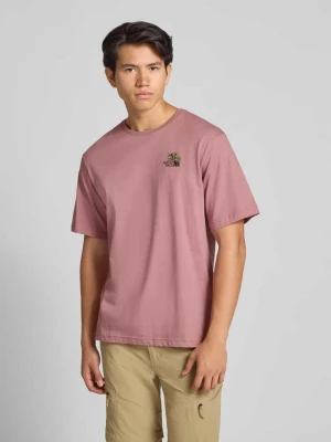 T-shirt z wyhaftowanym logo The North Face