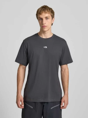 t-shirt z wyhaftowanym logo The North Face